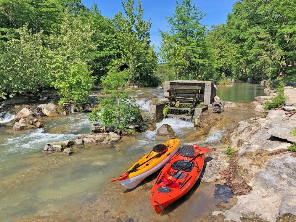 Maverick'S River Retreat Main image